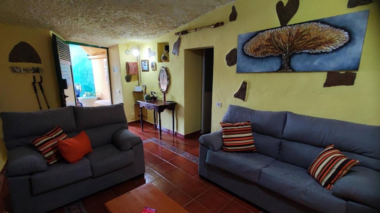 Гостевой дом Casa De Abuela Petra Гальдар Экстерьер фото